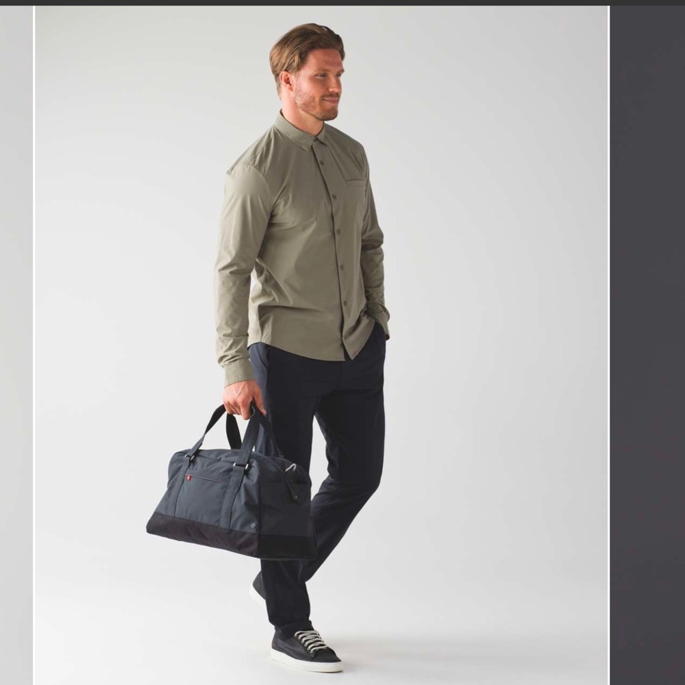 Lululemon Off The Chain Buttondown M